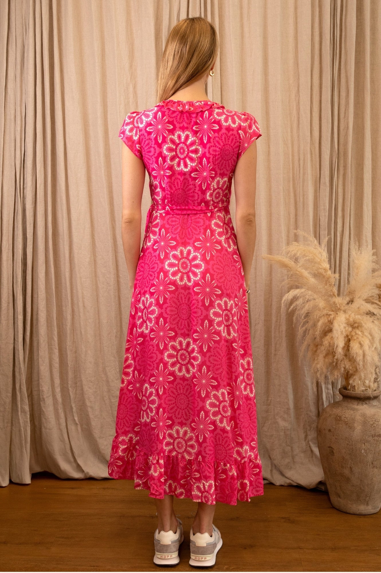 Demi EcoVero™ Wrap Dress | Lace floral Pink/White